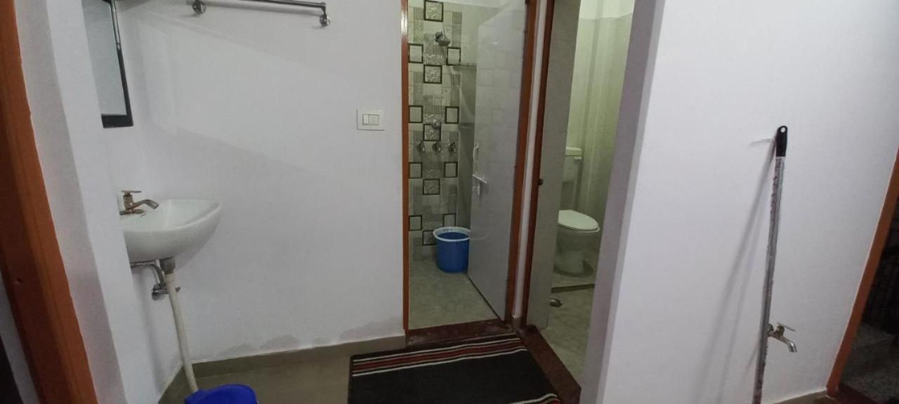 Grg Guest House Near Rani Ghat Varanasi Exterior foto